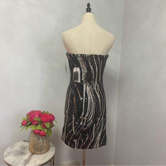 Dress Population Embellished Sequins Strapless Sweetheart Bodycon Dress- Reemoly - Picture 3 of 16